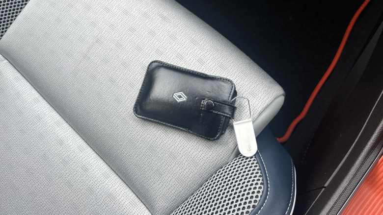 Renault 5 110kW Roland Garros + Comfort Range 52kWh 5dr Auto Electric Hatchback